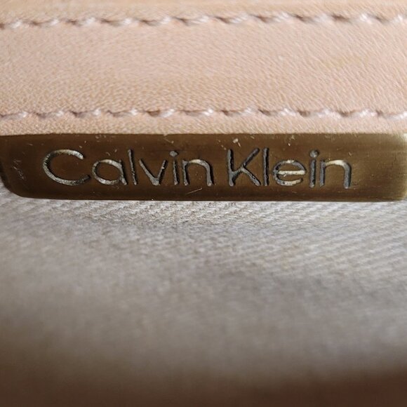 Vintage Distressed Calvin Klein Crossbody Bag - Picture 8 of 9